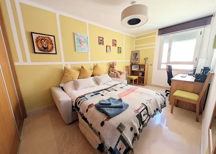 Apartments 4814 З Bedrooms San Pedro
