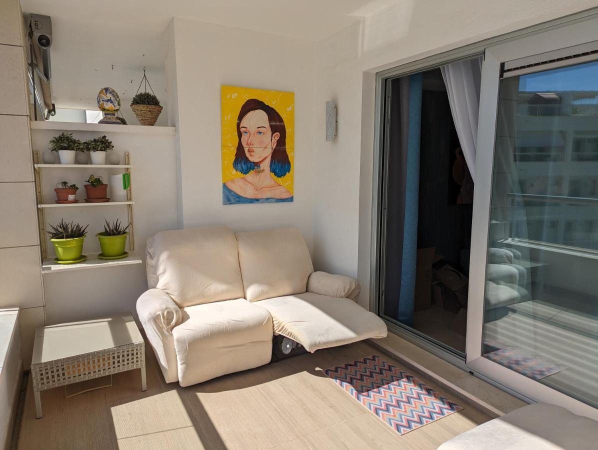 4814 з Bedrooms San Pedro Apartment